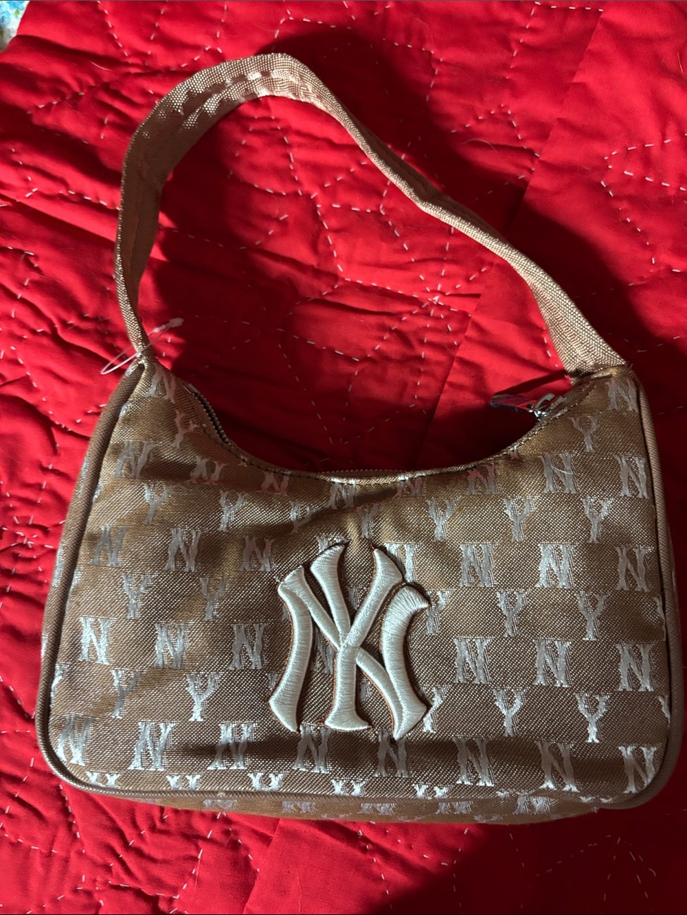 NWT MLB NY Logo Shoulder Bag